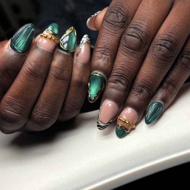 LaLuxe Freestyle Club at Lachezbeautybar in Manassas, VA
